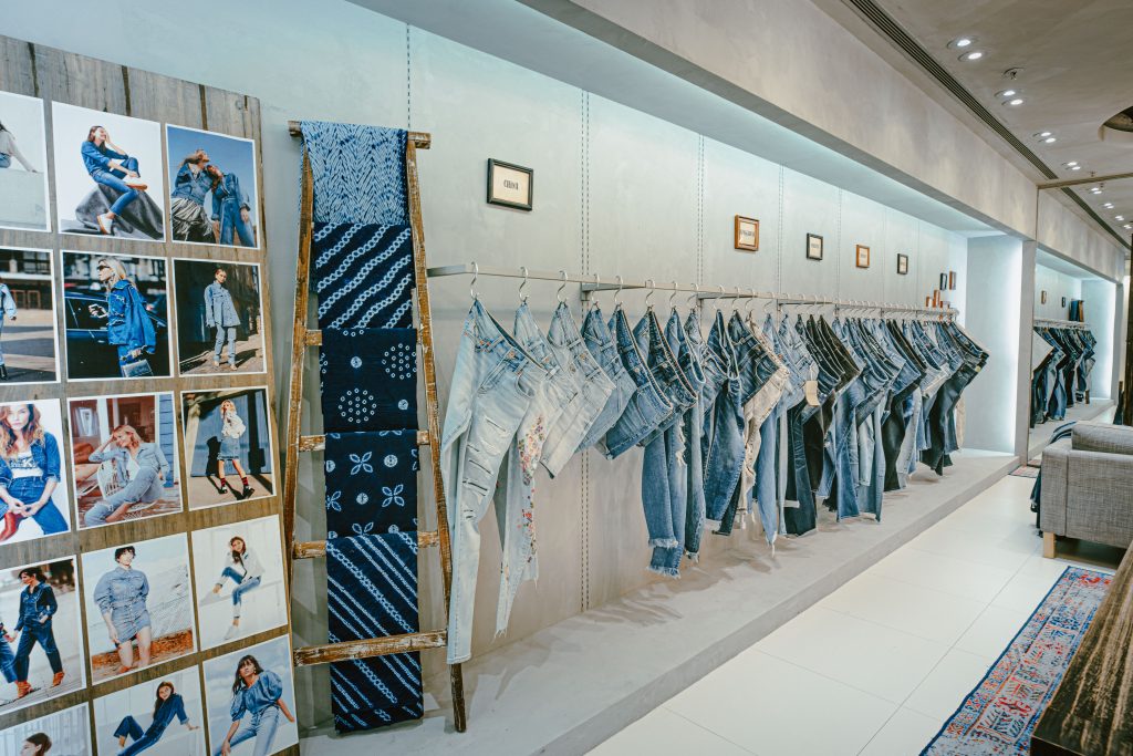 LF Jeanswear - Li & Fung